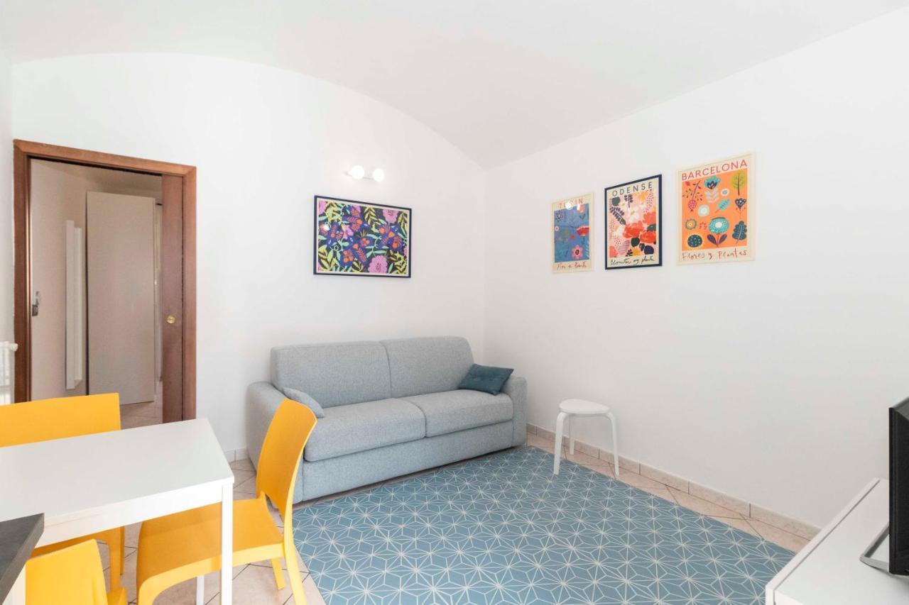 Ferienwohnung Colourful Flat San Donato Turin Exterior foto