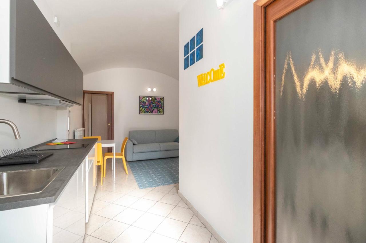 Ferienwohnung Colourful Flat San Donato Turin Exterior foto