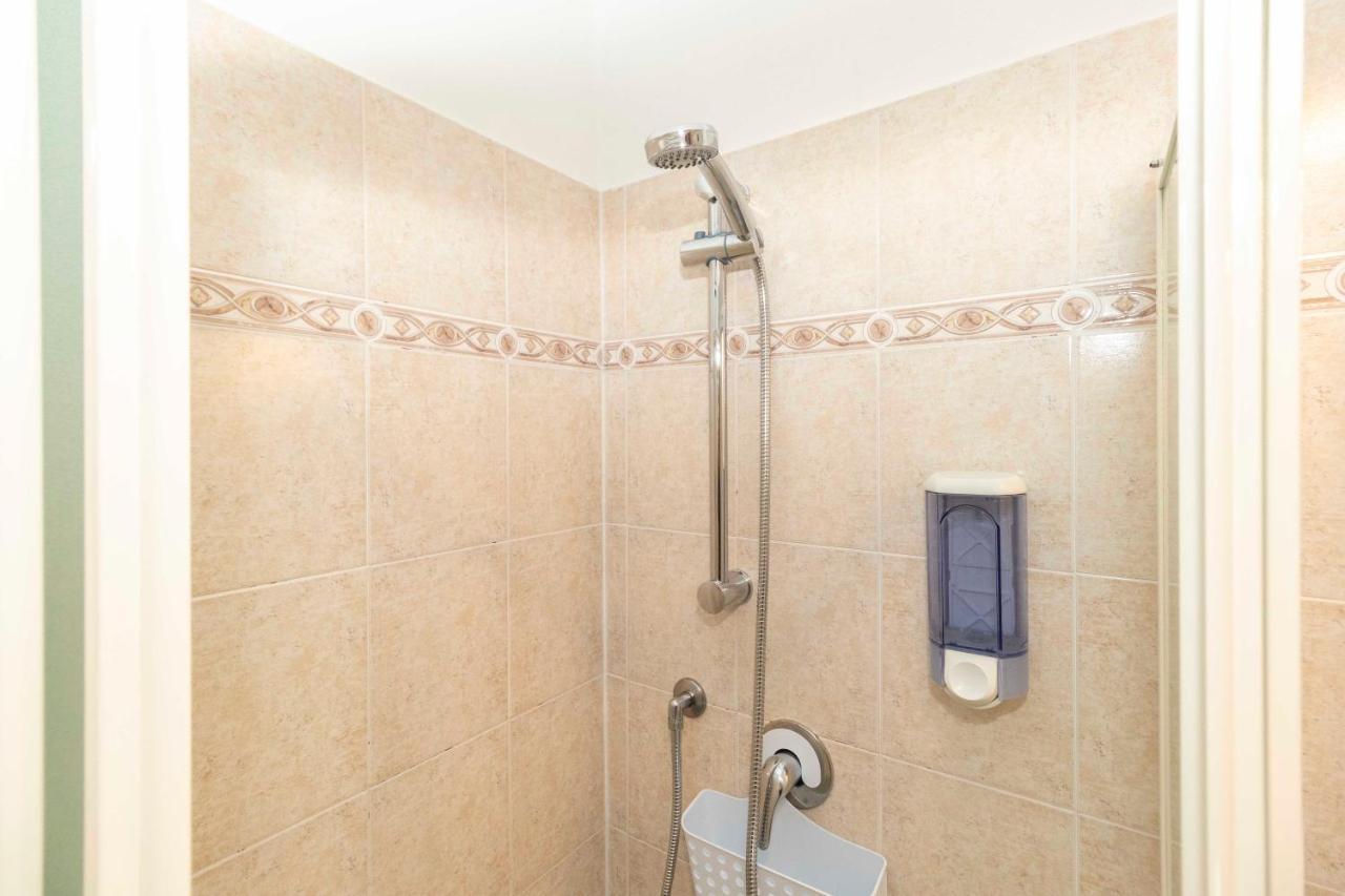 Ferienwohnung Colourful Flat San Donato Turin Exterior foto